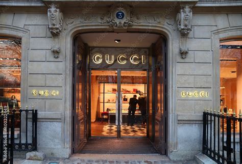 boutique gucci avenue montaigne|montaigne paris boutiques.